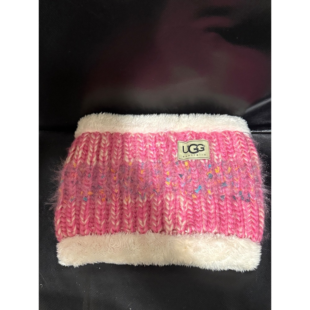UGG‎ Australia Pink Multi Color Speckled Knit Faux Fur Lined Neck Warmer